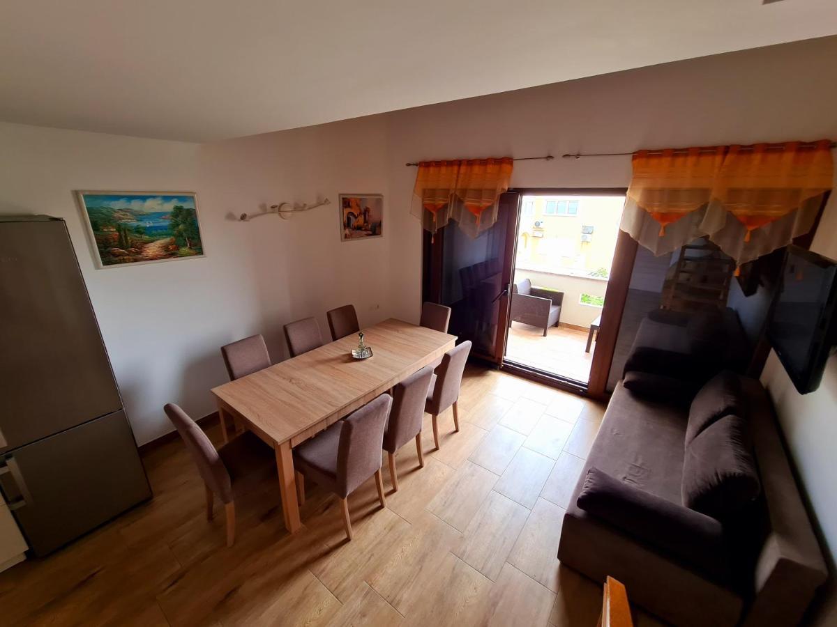 Apartments Dupin Baska  Exterior photo